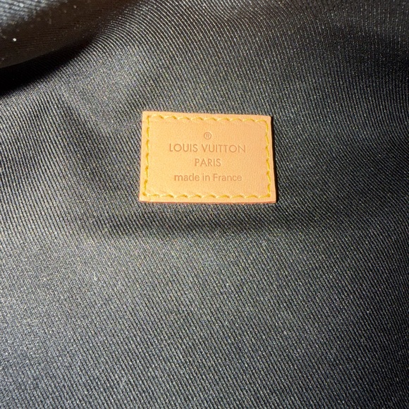 Louis Vuitton Brown and Tan Monogram Crossbody Bag bumbag - Picture 11 of 16